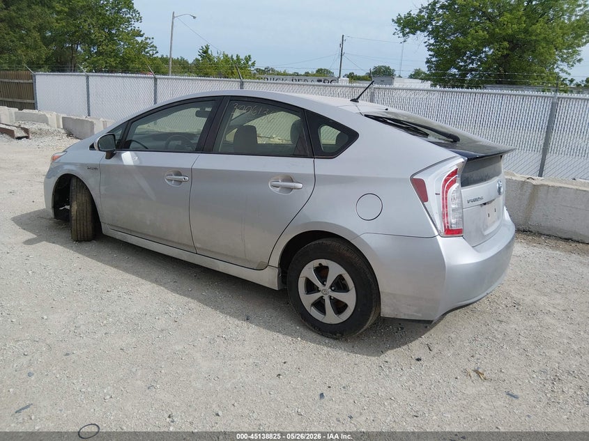 2012 Toyota Prius VIN JTDKN3DU8C1506649 IAAI salvage auction — FRONT & REAR, Salvage (Illinois), sold $900 on 2026-07-17 (photo 3)