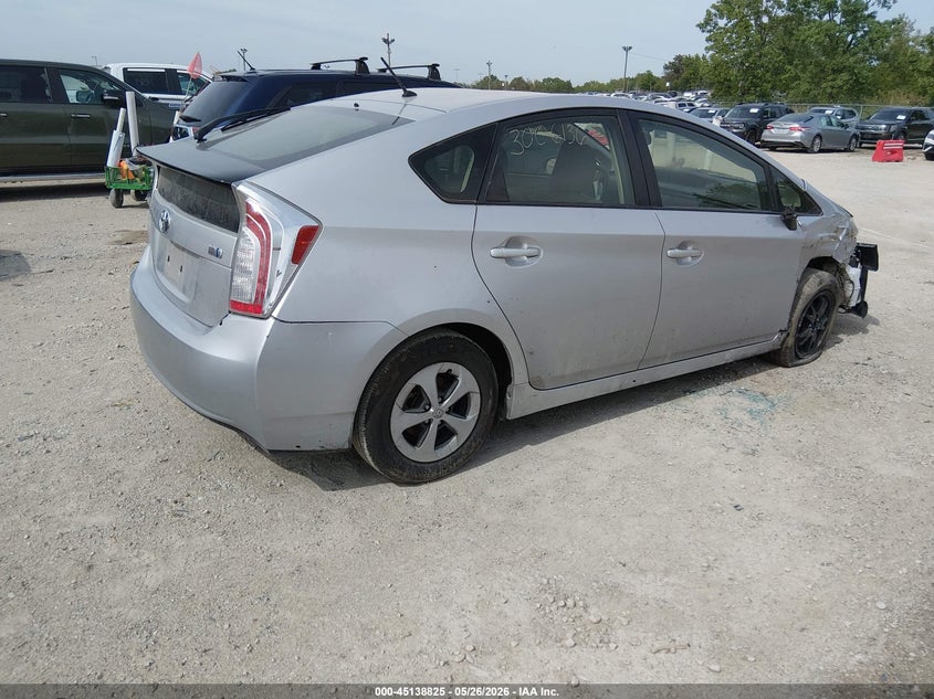 2012 Toyota Prius VIN JTDKN3DU8C1506649 IAAI salvage auction — FRONT & REAR, Salvage (Illinois), sold $900 on 2026-07-17 (photo 4)
