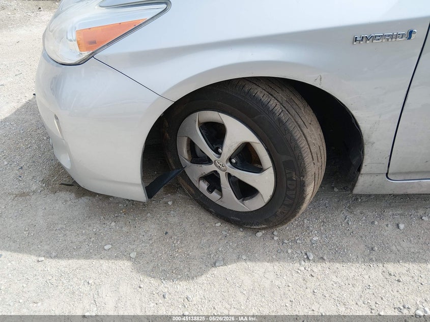 2012 Toyota Prius VIN JTDKN3DU8C1506649 IAAI salvage auction — FRONT & REAR, Salvage (Illinois), sold $900 on 2026-07-17 (photo 6)