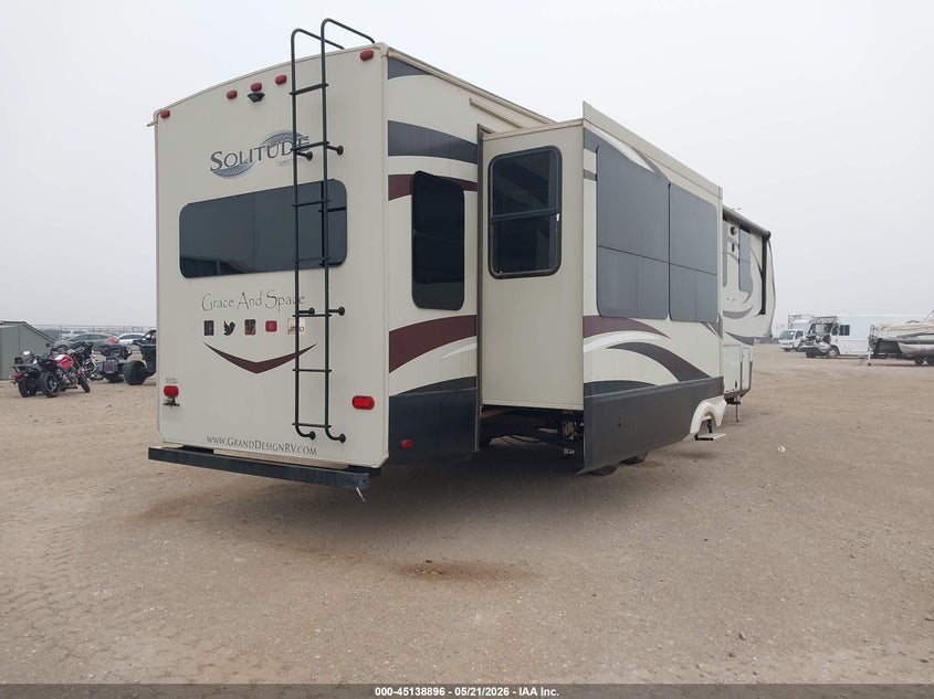 2016 Grand design Solitude VIN 573FS4229G1106082 IAAI salvage auction — ALL OVER, Salvage (Texas), sold $7,300 on 2026-07-15 (photo 4)