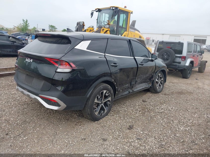 2023 Kia Sportage VIN 5XYK33AF8PG041243 IAAI salvage auction — RIGHT SIDE, Salvage (Illinois), sold $6,100 on 2026-07-29 (photo 4)