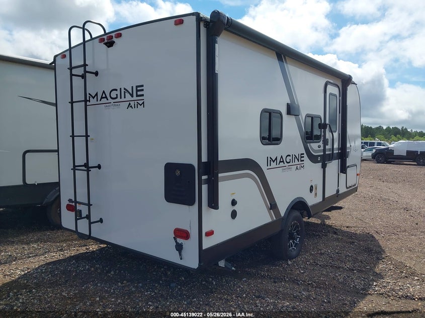 2026 Grand Design Other VIN 573TE2010T3444171 IAAI salvage auction — ROOF, Salvage (Mississippi), sold $5,650 on 2026-09-02 (photo 4)