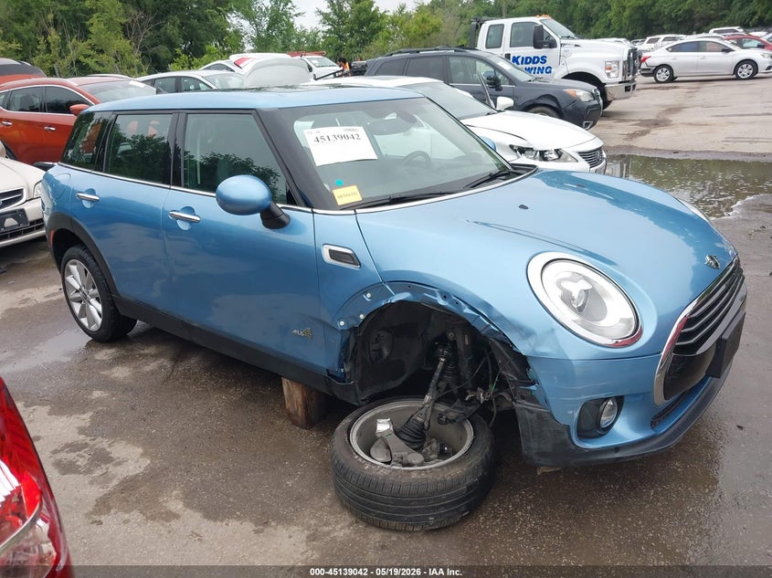 2017 Mini Clubman VIN WMWLU1C58H2C41674 IAAI salvage auction — RIGHT FRONT, Salvage (Missouri), sold $2,350 on 2026-07-19 (photo 1)