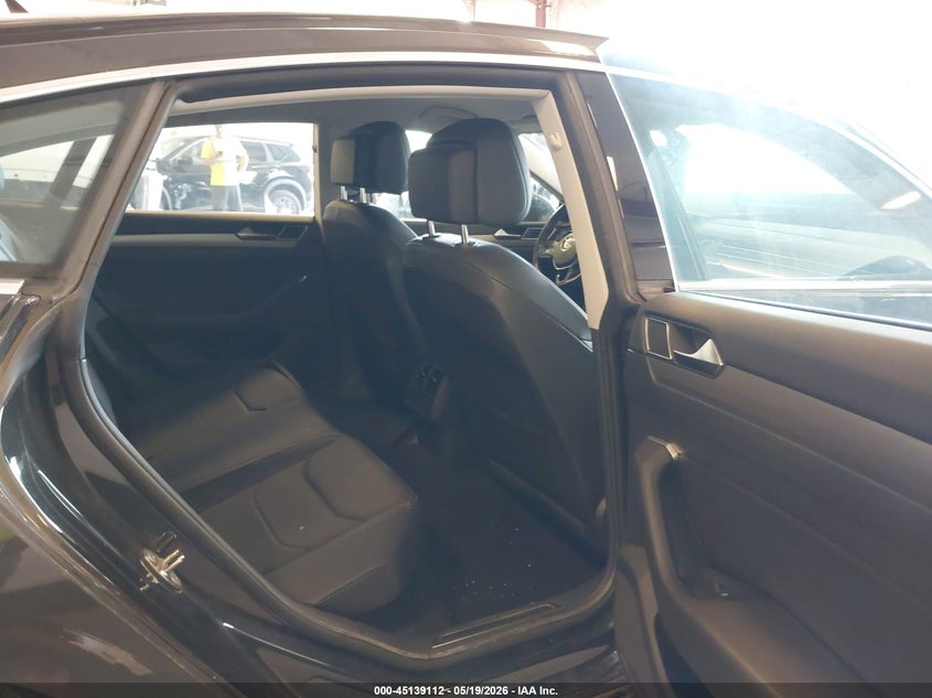 2020 Volkswagen Arteon VIN WVWBR7AN5LE014338 IAAI salvage auction — FRONT END, Clear (Michigan), sold $3,000 on 2026-07-21 (photo 8)