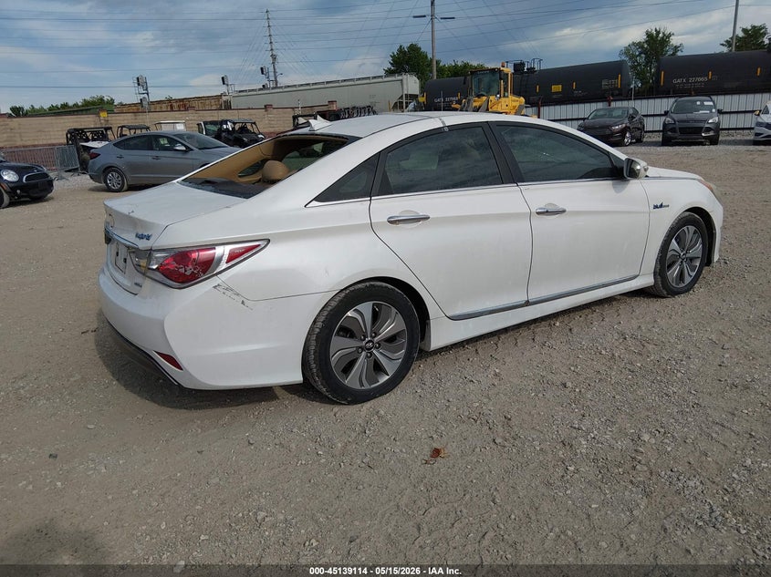 2013 Hyundai Sonata VIN KMHEC4A42DA080371 IAAI salvage auction — HAIL, Clear (Missouri), sold $25 on 2026-07-30 (photo 4)