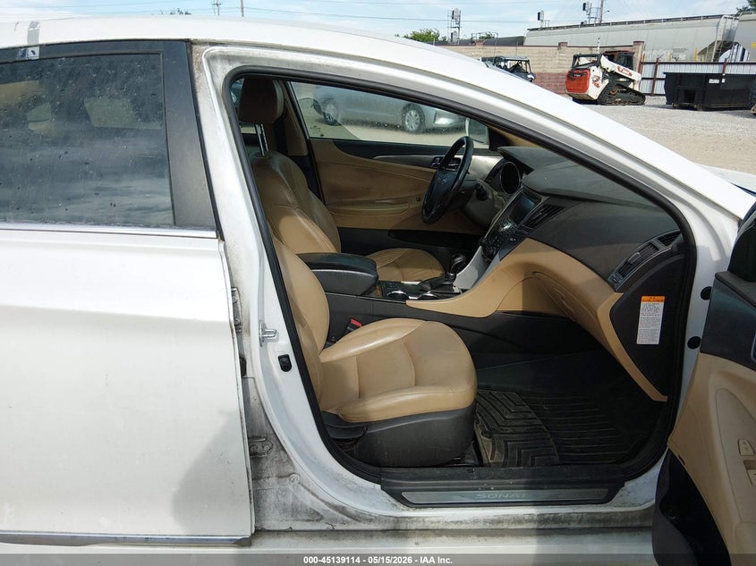 2013 Hyundai Sonata VIN KMHEC4A42DA080371 IAAI salvage auction — HAIL, Clear (Missouri), sold $25 on 2026-07-30 (photo 5)