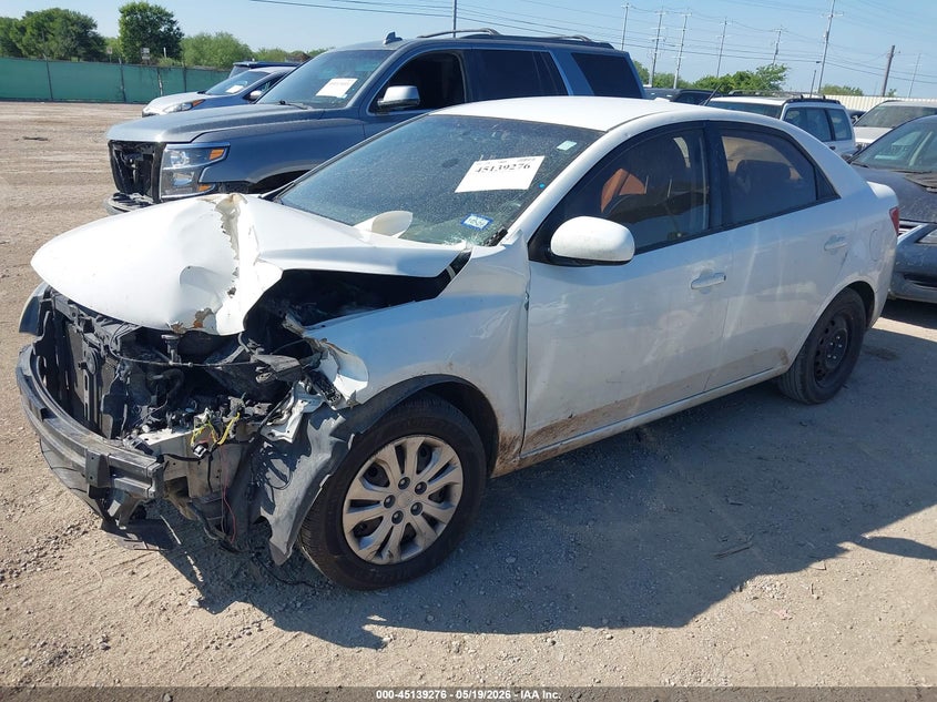 2013 Kia Forte VIN KNAFT4A26D5692828 IAAI salvage auction — FRONT & REAR, Salvage (Texas), sold $325 on 2026-07-13 (photo 2)