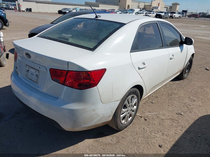 2013 Kia Forte VIN KNAFT4A26D5692828 IAAI salvage auction — FRONT & REAR, Salvage (Texas), sold $325 on 2026-07-13 (photo 4)