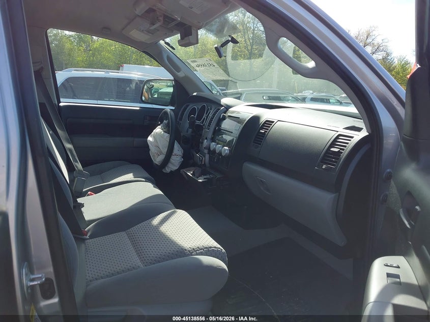 2010 Toyota Tundra VIN 5TFUM5F14AX011854 IAAI salvage auction — FRONT END, Salvage (Massachusetts), sold $3,050 on 2026-07-29 (photo 5)