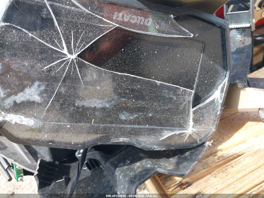 2019 Ducati Panigale VIN ZDMDAGNW3KB005760 IAAI salvage auction — FRONT & REAR, Salvage (Oregon), sold $3,700 on 2026-08-06 (photo 7)