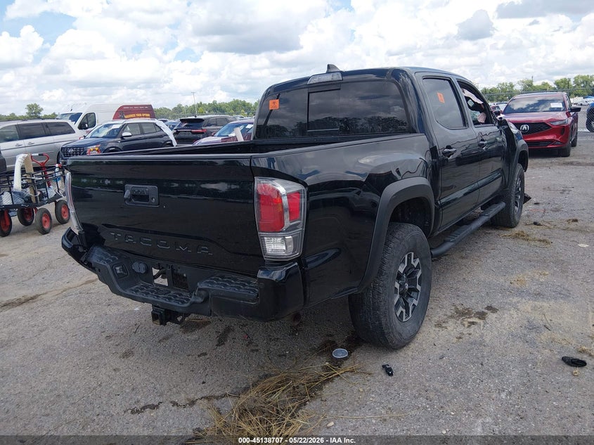 2021 Toyota Tacoma VIN 5TFAZ5CN3MX115638 IAAI salvage auction — ROLLOVER, Wait Title, sold $8,900 on 2026-09-12 (photo 4)