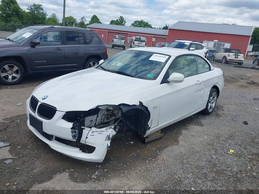 2013 BMW 3er VIN WBADX7C54DPA97830 IAAI salvage auction — LEFT SIDE, Salvage (Virginia), sold $2,200 on 2026-07-14 (photo 2)