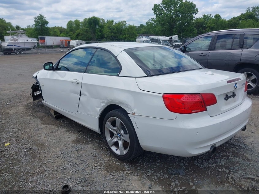2013 BMW 3er VIN WBADX7C54DPA97830 IAAI salvage auction — LEFT SIDE, Salvage (Virginia), sold $2,200 on 2026-07-14 (photo 3)