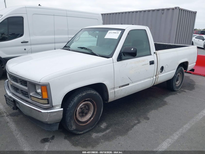 1995 Chevrolet Gmt VIN 1GCFC24K6SZ268302 IAAI salvage auction — NORMAL WEAR, Salvage (California), sold $775 on 2026-09-06 (photo 2)
