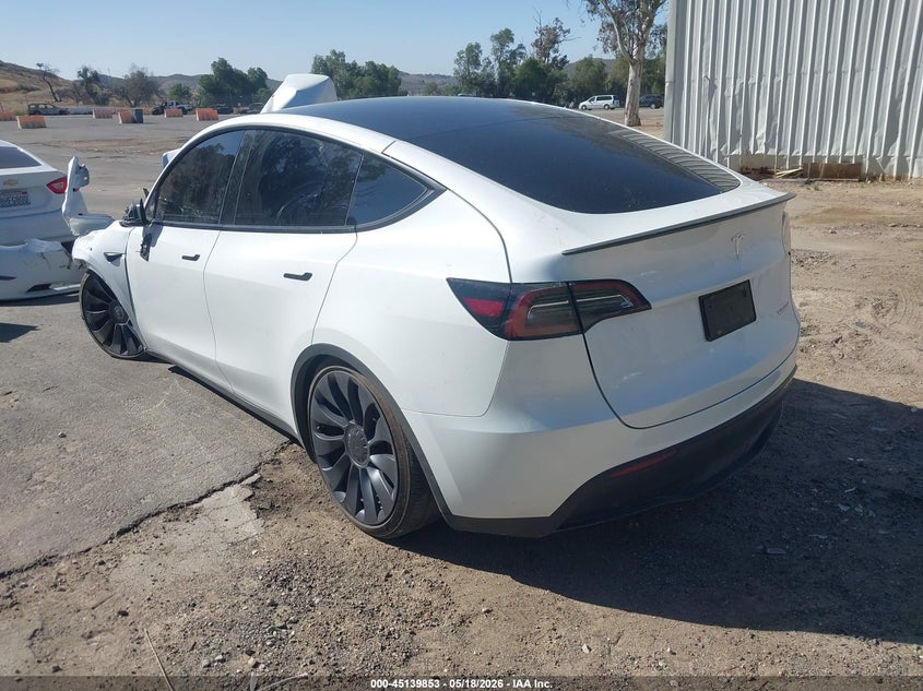 2024 Tesla Model y VIN 7SAYGDEF6RF123404 IAAI salvage auction — FRONT END, Salvage (California), sold $3,650 on 2026-07-28 (photo 3)