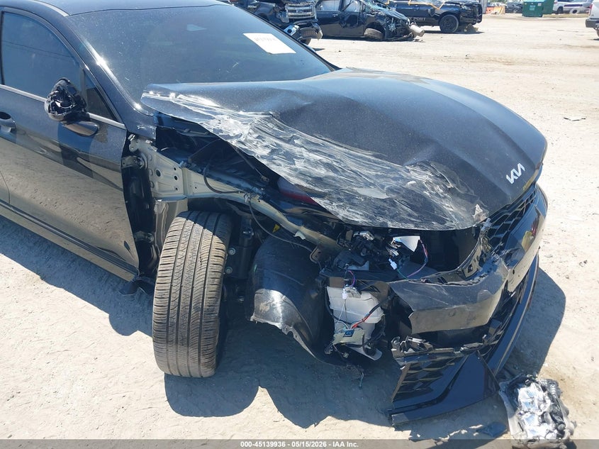 2025 Kia K5 VIN KNAG64J71S5377519 IAAI salvage auction — FRONT END, Rebuildable (Florida), sold $6,900 on 2026-07-28 (photo 6)