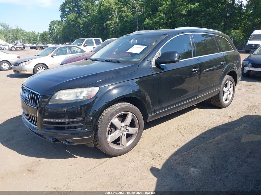 2015 Audi Q7 VIN WA1CMAFE8FD017411 IAAI salvage auction — SIDE, Salvage - Greater Than 75% (Maryland), sold $1,850 on 2026-08-28 (photo 2)