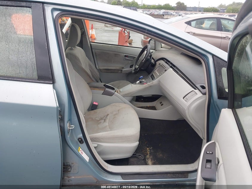 2013 Toyota Prius VIN JTDKN3DU3D1634430 IAAI salvage auction — RIGHT FRONT, Salvage (Oregon), sold $1,050 on 2026-07-30 (photo 5)