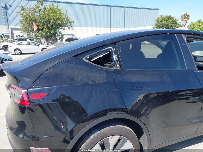 2023 Tesla Model y VIN 7SAYGDEE8PF824143 IAAI salvage auction — FRONT END, Salvage (California), sold $12,900 on 2026-07-10 (photo 6)