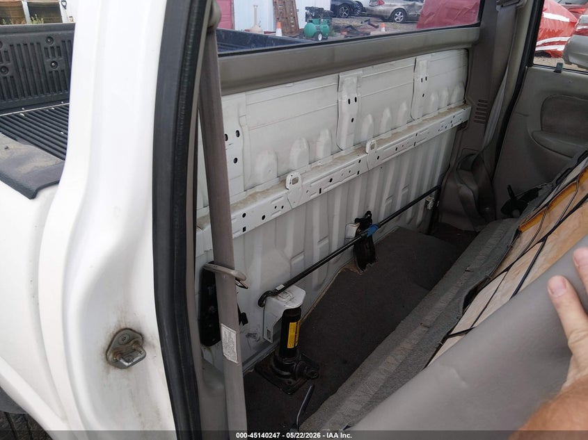 2001 Toyota Tacoma VIN 5TENM92N71Z769636 IAAI salvage auction — FRONT END, Salvage (Colorado), sold $1,650 on 2026-07-29 (photo 8)
