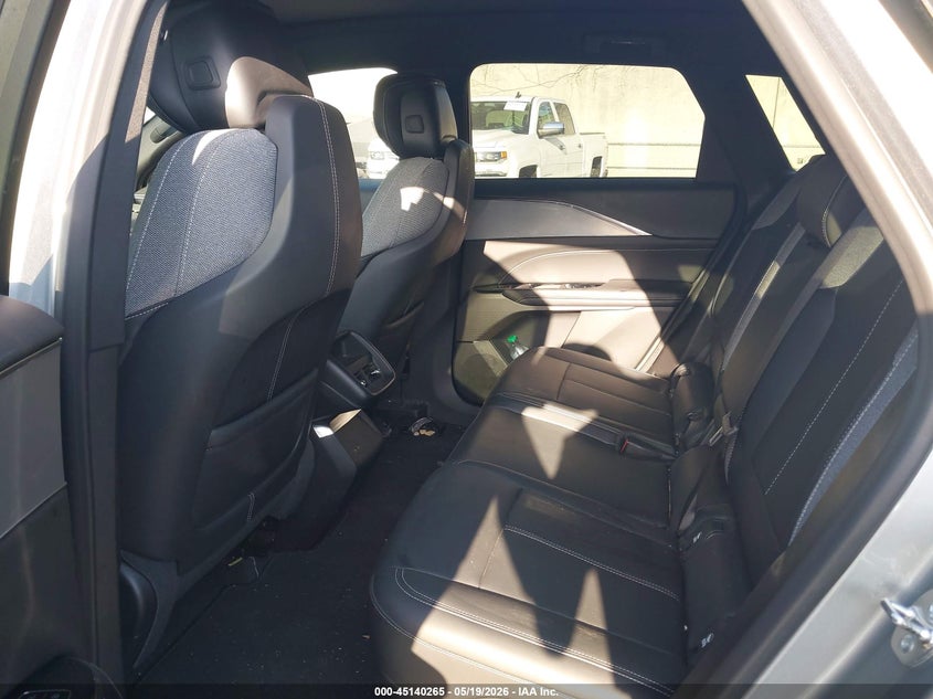 2024 Cadillac Lyriq VIN 1GYKPMRL5RZ138029 IAAI salvage auction — RIGHT FRONT, Salvage Title, sold $8,750 on 2026-07-15 (photo 8)