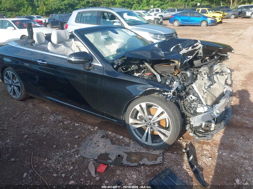 2017 Mercedes-benz C-klasse VIN WDDWK4JB9HF527268 IAAI salvage auction — FRONT END, Salvage Title, sold $1,900 on 2026-08-12 (photo 1)