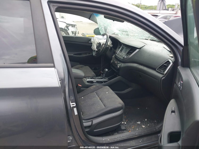 2017 Hyundai Tucson VIN KM8J3CA28HU401423 IAAI salvage auction — FRONT END, Salvage (Illinois), sold $1,600 on 2026-07-20 (photo 5)