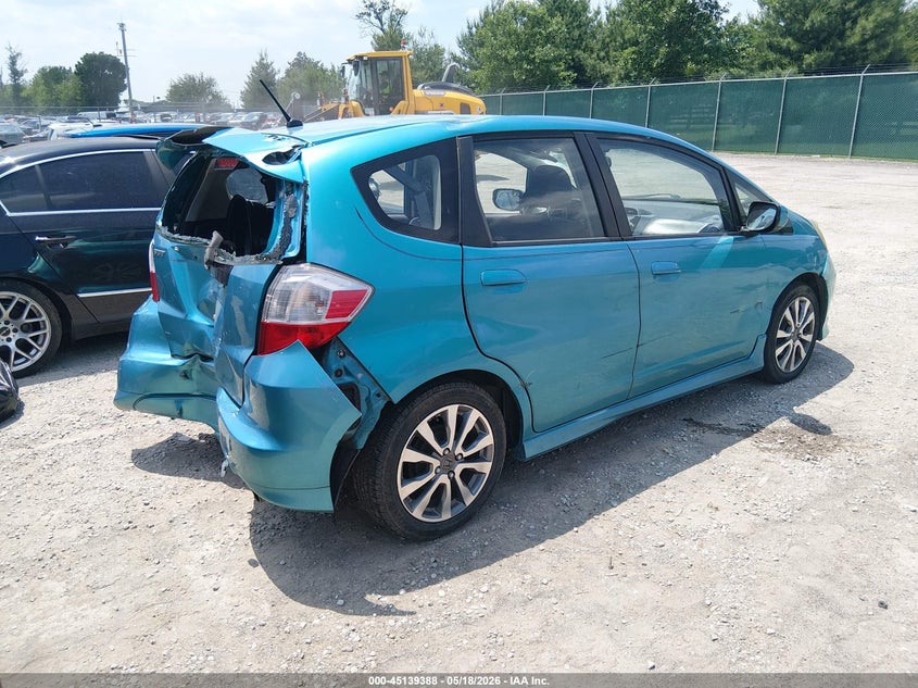 2013 Honda Fit VIN JHMGE8H54DC062437 IAAI salvage auction — NORMAL WEAR, Clear (Florida), sold $225 on 2026-07-27 (photo 4)