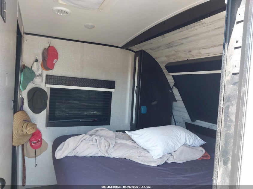 2022 Jayco Other VIN 1UJBJ0BR4N14K0167 IAAI salvage auction — SIDE, Salvage (Arizona), sold $7,650 on 2026-07-15 (photo 5)