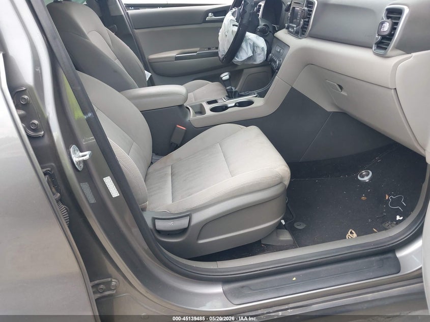 2017 Kia Sportage VIN KNDPMCAC8H7261375 IAAI salvage auction — FRONT END, Salvage (Georgia), sold $300 on 2026-07-28 (photo 8)