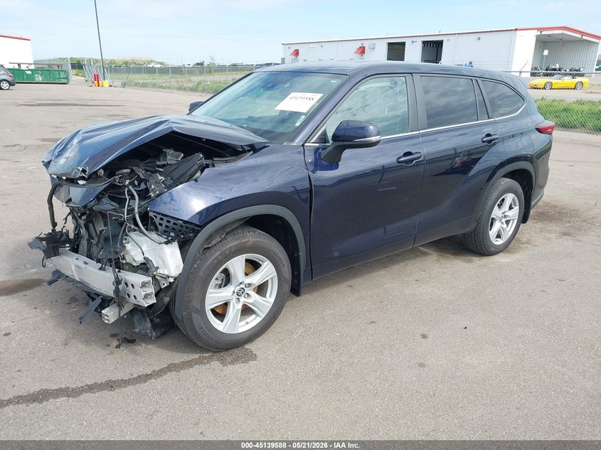2023 Toyota Highlander VIN 5TDKDRAH7PS504655 IAAI salvage auction — FRONT END, Salvage (Minnesota), sold $9,300 on 2026-07-29 (photo 2)
