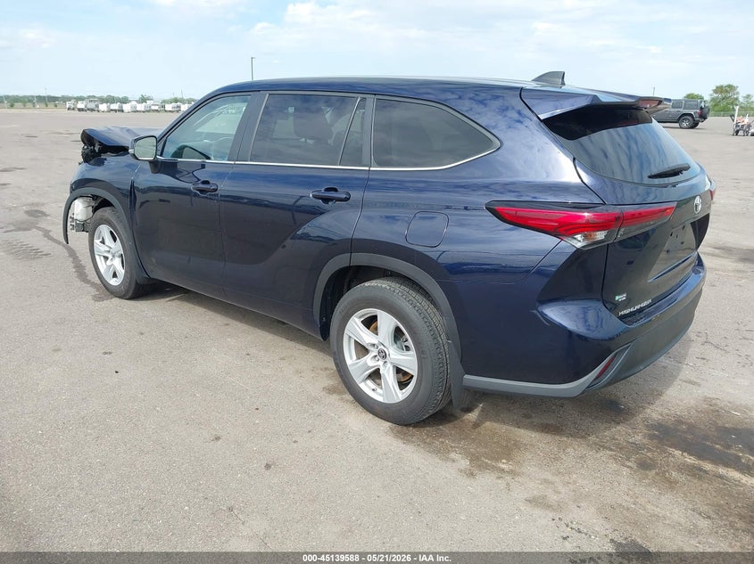 2023 Toyota Highlander VIN 5TDKDRAH7PS504655 IAAI salvage auction — FRONT END, Salvage (Minnesota), sold $9,300 on 2026-07-29 (photo 3)