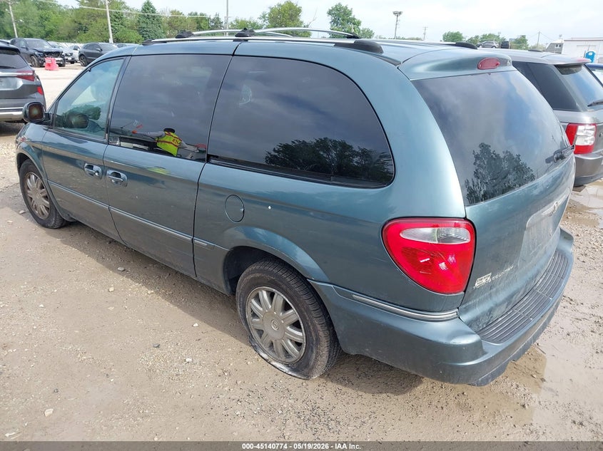2005 Chrysler Town & country VIN 2C4GP64L85R115928 IAAI salvage auction — NORMAL WEAR, Clear (Illinois), sold $450 on 2026-07-20 (photo 3)