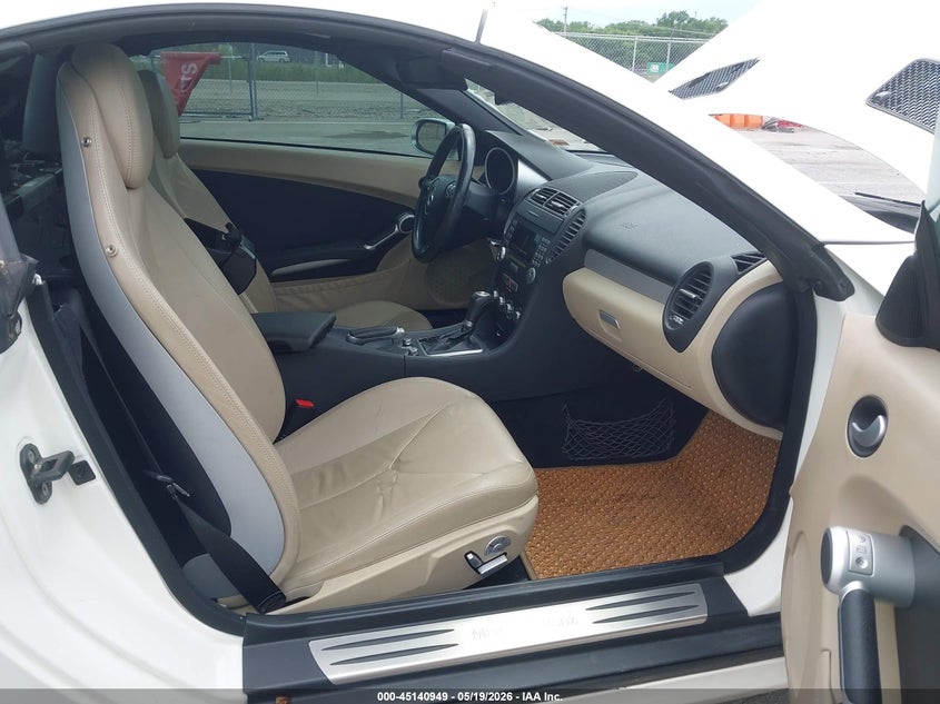 2007 Mercedes-benz Slk-class VIN WDBWK54F87F137497 IAAI salvage auction — HAIL, Salvage (Illinois), sold $1,500 on 2026-07-14 (photo 5)