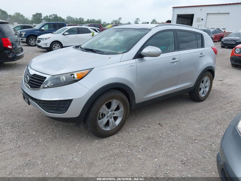 2012 Kia Sportage VIN KNDPBCA25C7233975 IAAI salvage auction — HAIL, Salvage (Missouri), sold $2,300 on 2026-07-30 (photo 2)