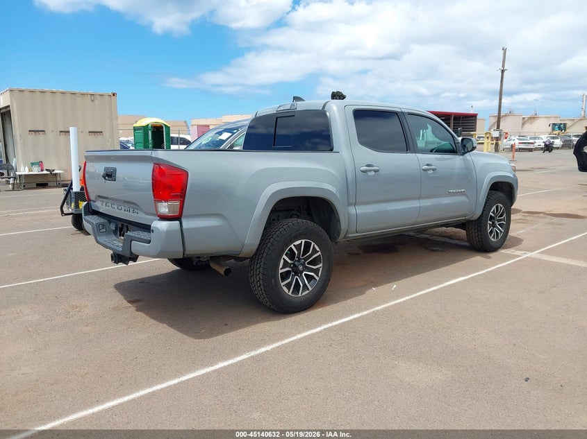 2020 Toyota Tacoma VIN 3TMAZ5CN7LM125724 IAAI salvage auction — LEFT SIDE, Salvage (Hawaii), sold $14,100 on 2026-08-25 (photo 4)