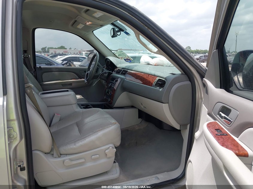 2008 Chevrolet Suburban 1500 VIN 1GNFK16358J232327 IAAI salvage auction — HAIL, Original (Texas), sold $1,950 on 2026-07-07 (photo 5)