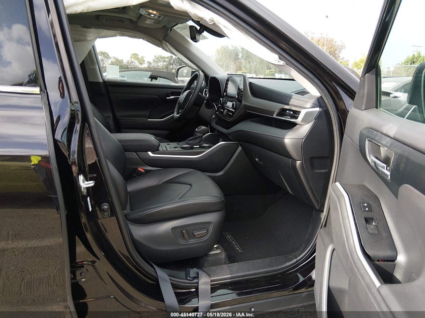 2020 Toyota Highlander VIN 5TDHZRAH5LS003723 IAAI salvage auction — RIGHT REAR, Salvage (California), sold $13,700 on 2026-07-09 (photo 5)