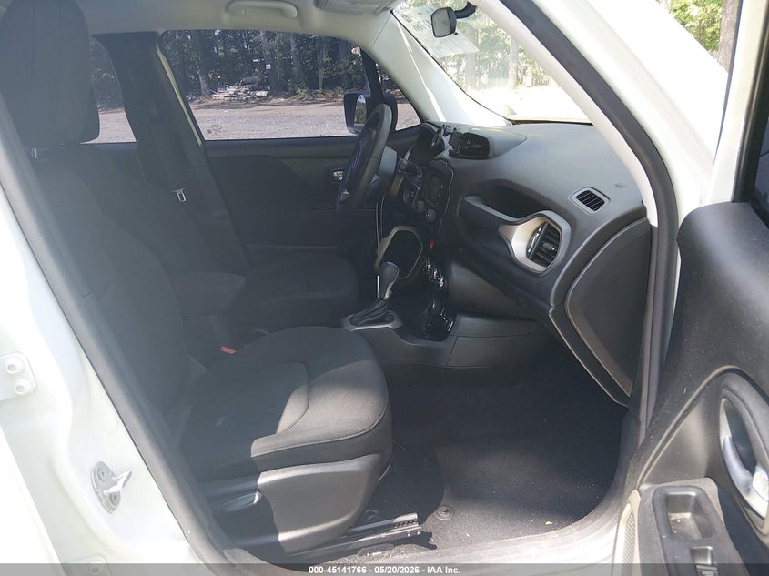 2017 Jeep Renegade VIN ZACCJBAB0HPF82757 IAAI salvage auction — FRONT END, Salvage (Virginia), sold $1,350 on 2026-07-21 (photo 5)