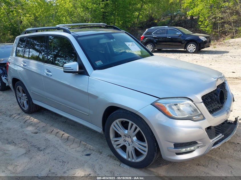 2013 Mercedes-benz Glk-klasse VIN WDCGG8JB0DG103130 IAAI salvage auction — FRONT END, Salvage (Massachusetts), sold $2,500 on 2026-07-28 (photo 1)