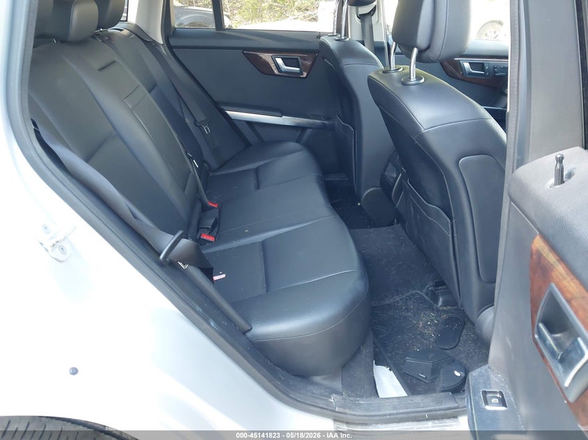 2013 Mercedes-benz Glk-klasse VIN WDCGG8JB0DG103130 IAAI salvage auction — FRONT END, Salvage (Massachusetts), sold $2,500 on 2026-07-28 (photo 8)