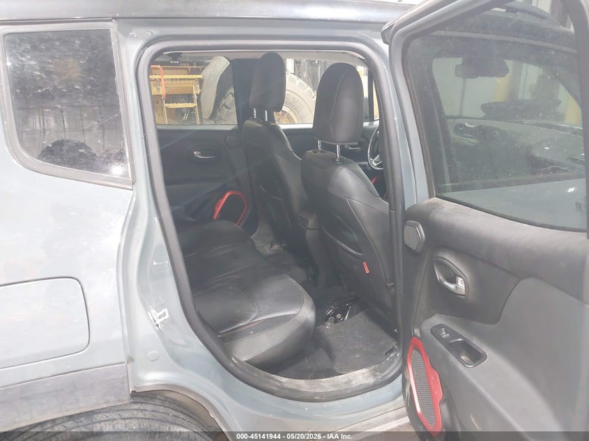 2015 Jeep Renegade VIN ZACCJBCT2FPC47860 IAAI salvage auction — NORMAL WEAR, Clear (Montana), sold $1,550 on 2026-07-16 (photo 8)