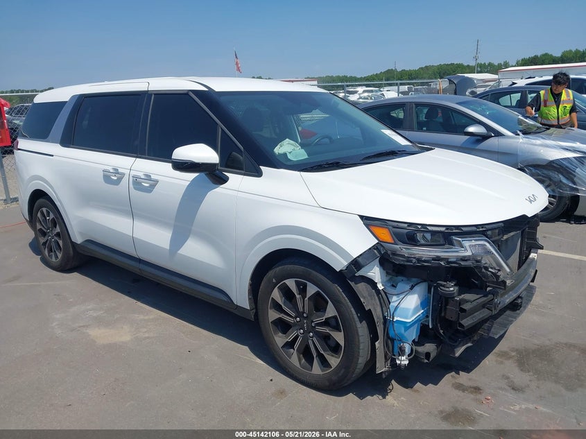 2024 Kia Carnival VIN KNDNC5H38R6390266 IAAI salvage auction — FRONT END, Salvage (North Carolina), sold $11,100 on 2026-07-15 (photo 1)