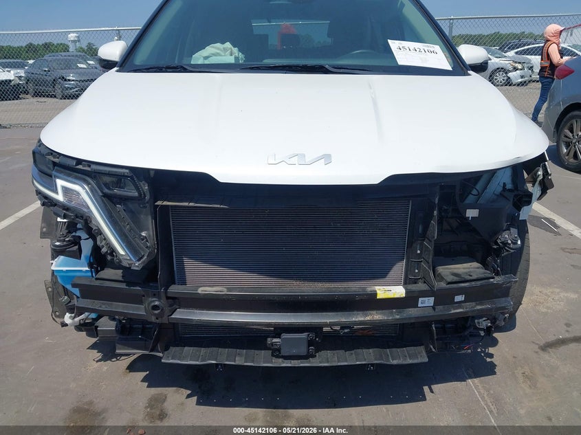 2024 Kia Carnival VIN KNDNC5H38R6390266 IAAI salvage auction — FRONT END, Salvage (North Carolina), sold $11,100 on 2026-07-15 (photo 6)