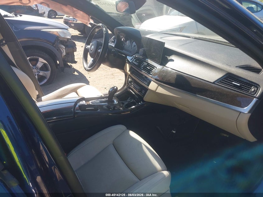 2016 BMW 5er VIN WBA5B3C52GG255806 IAAI salvage auction — SIDE, Salvage Title, sold $3,000 on 2026-07-19 (photo 5)
