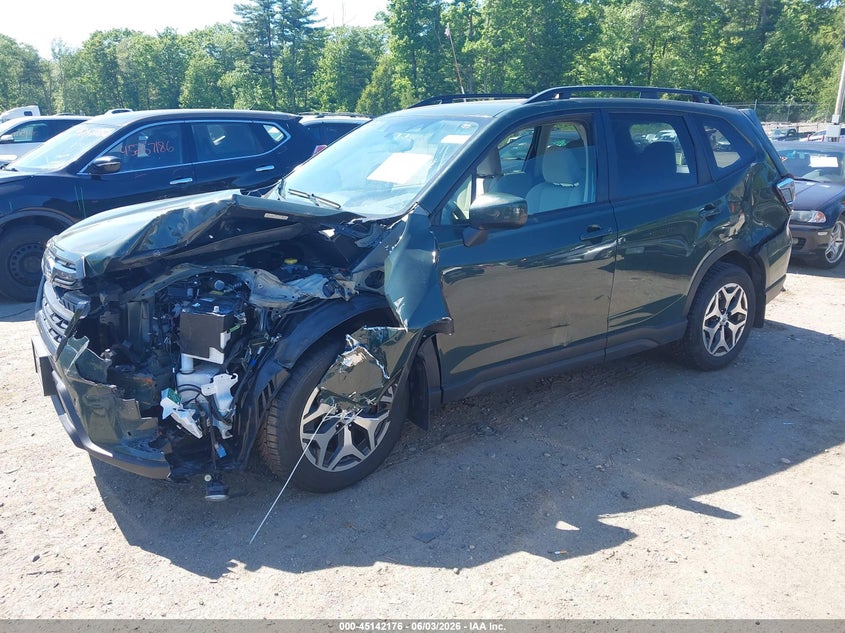 2022 Subaru Forester VIN JF2SKAEC2NH462405 IAAI salvage auction — FRONT & REAR, Salvage (Massachusetts), sold $3,000 on 2026-07-27 (photo 2)