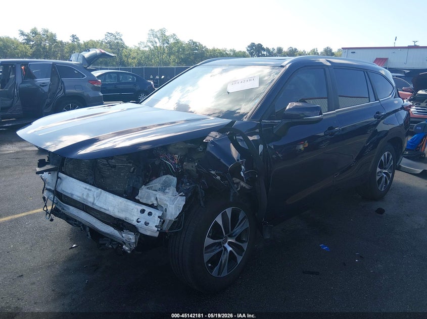 2023 Toyota Highlander VIN 5TDKDRAH7PS503361 IAAI salvage auction — FRONT END, Salvage (South Carolina), sold $8,650 on 2026-07-15 (photo 2)