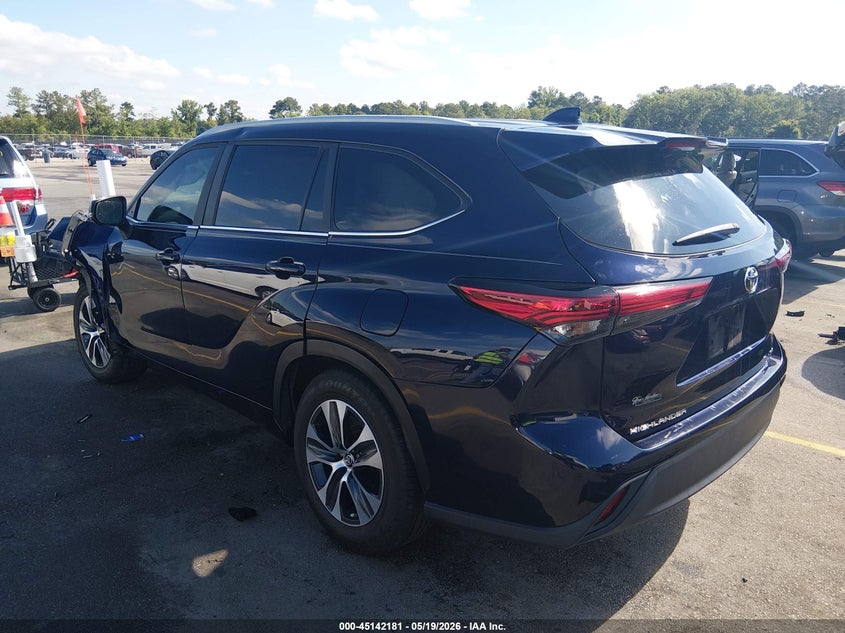 2023 Toyota Highlander VIN 5TDKDRAH7PS503361 IAAI salvage auction — FRONT END, Salvage (South Carolina), sold $8,650 on 2026-07-15 (photo 3)