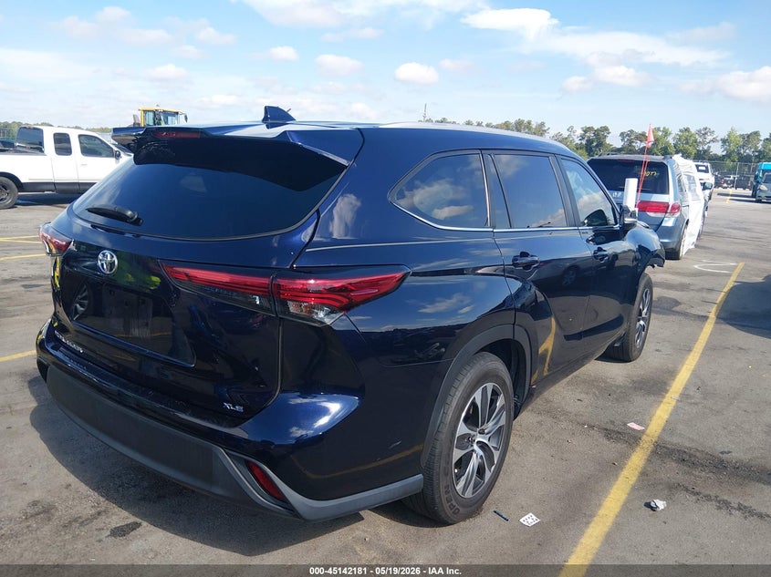 2023 Toyota Highlander VIN 5TDKDRAH7PS503361 IAAI salvage auction — FRONT END, Salvage (South Carolina), sold $8,650 on 2026-07-15 (photo 4)