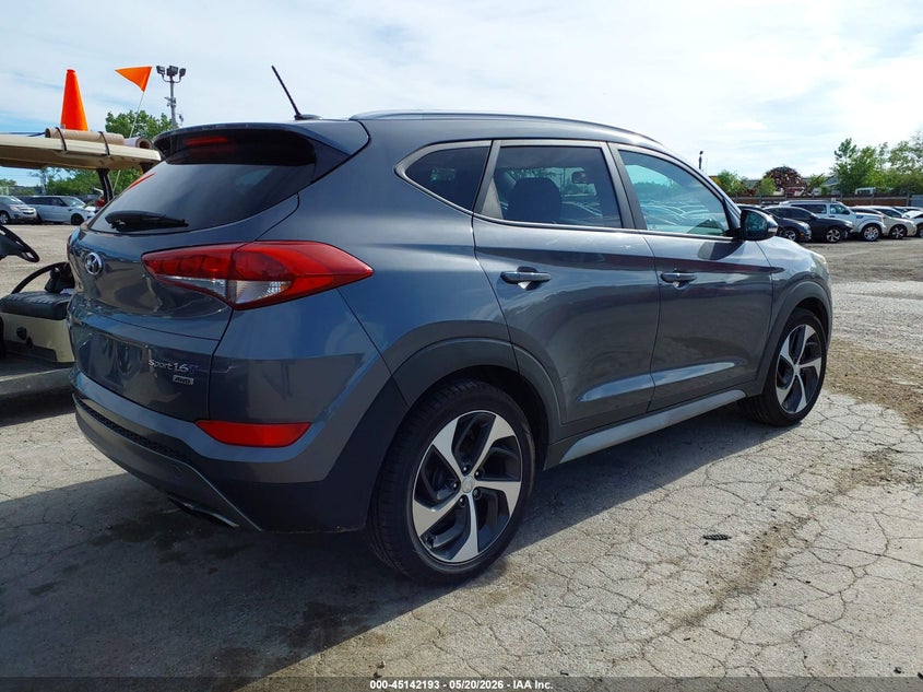 2017 Hyundai Tucson VIN KM8J3CA28HU401437 IAAI salvage auction — NORMAL WEAR, Clear (Illinois), sold $5,100 on 2026-07-20 (photo 4)